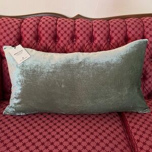 West Elm Lush Velvet Lumbar Pillow Cover NWT